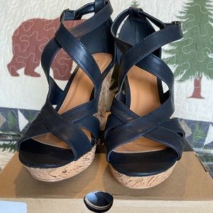 Fabulous black corky wedges